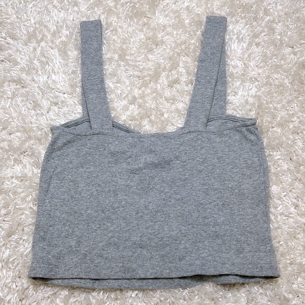 NORDSTROM || Grey Crop Top - Picture 3 of 4